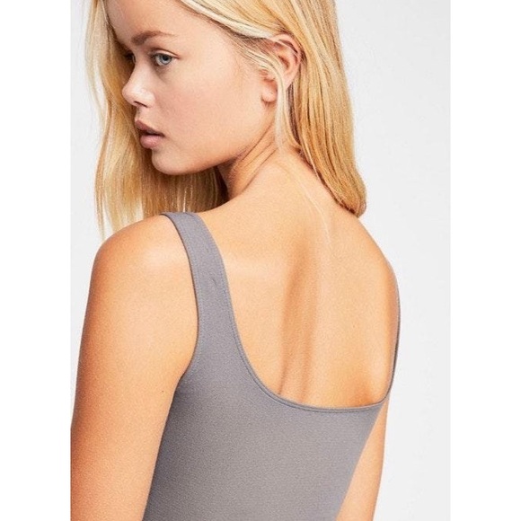 Free People NWT cropped scoop neck tank top - Picture 2 of 2